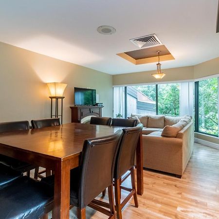 Condo Avec Parc Aquatique ! Beaupre Bagian luar foto